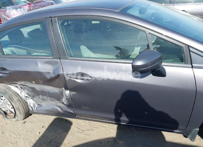 Photo 13 of 2014 Honda Civic LX (VIN 19XFB2E58EE081641)