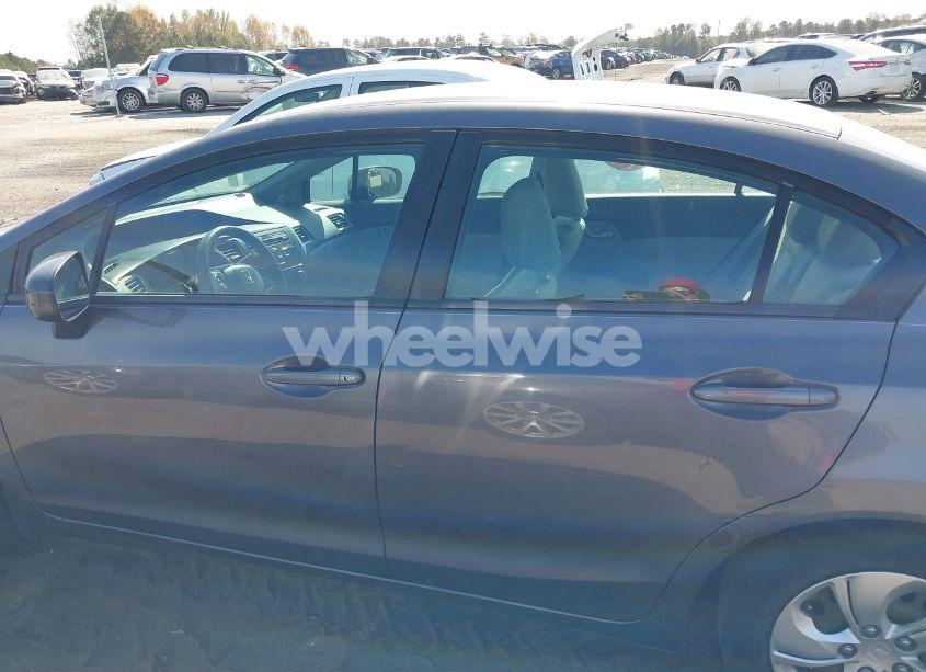 Photo 14 of 2014 Honda Civic LX (VIN 19XFB2E58EE081641)