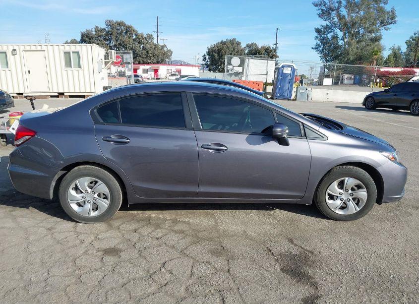Photo 13 of 2015 Honda Civic LX (VIN 19XFB2E58FE013695)