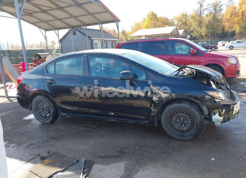 Photo 13 of 2012 Honda Civic LX (VIN 19XFB2E59CE064747)