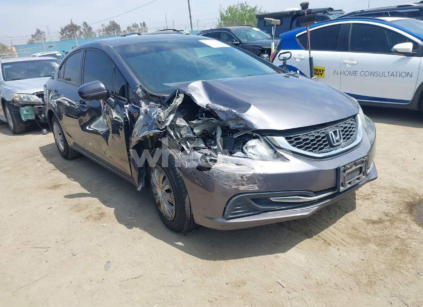 2015 Honda Civic LX (VIN 19XFB2E59FE011955) main photo