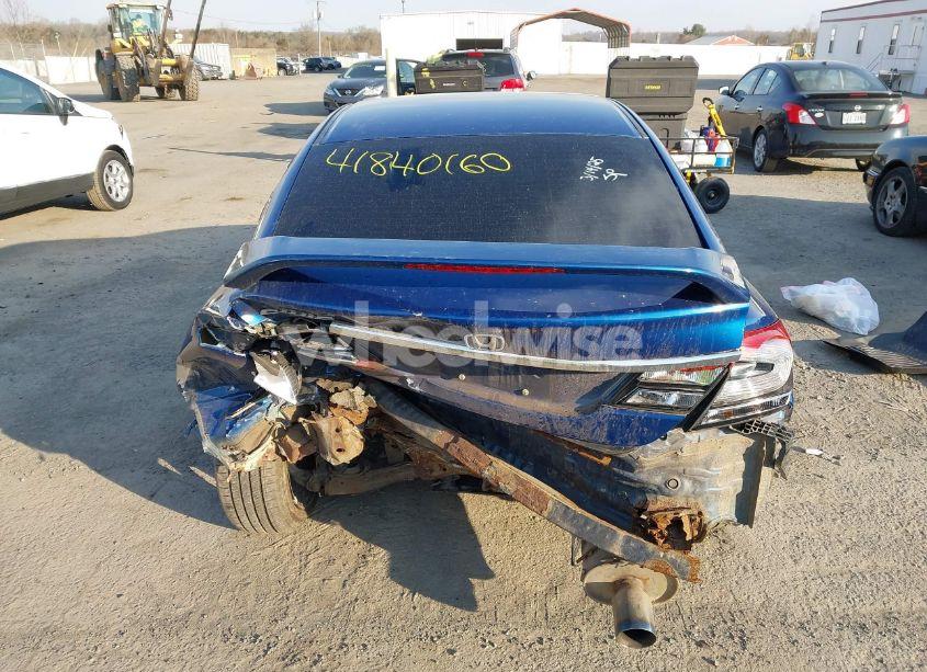 Photo 16 of 2015 Honda Civic LX (VIN 19XFB2E59FE022440)