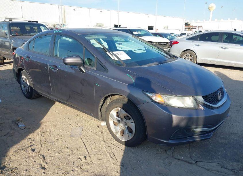 2015 Honda Civic LX (VIN 19XFB2E59FE060878) main photo