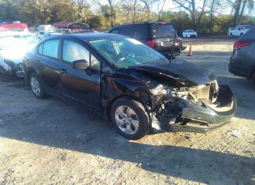 2015 Honda Civic LX (VIN 19XFB2E59FE109335) main photo