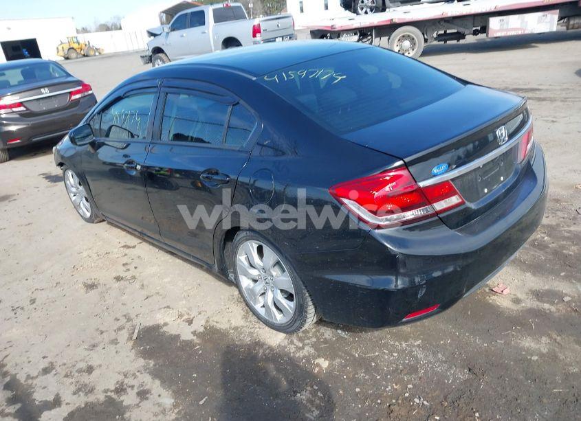 Photo 3 of 2014 Honda Civic LX (VIN 19XFB2E5XEE048110)