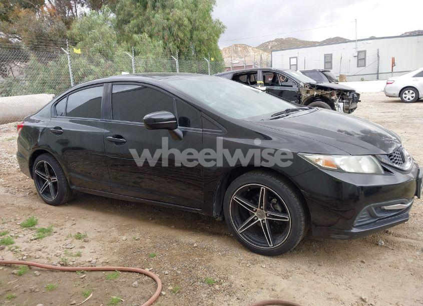 Photo 13 of 2015 Honda Civic LX (VIN 19XFB2E5XFE048514)