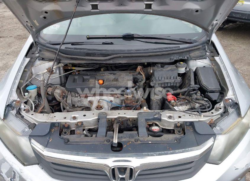 Photo 10 of 2012 Honda Civic LX (VIN 19XFB2F50CE010445)