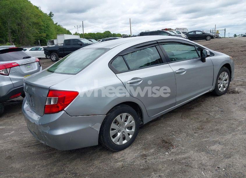 Photo 4 of 2012 Honda Civic LX (VIN 19XFB2F50CE010445)