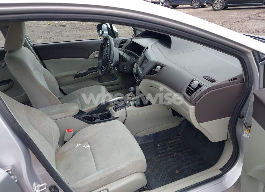 Photo 5 of 2012 Honda Civic LX (VIN 19XFB2F50CE010445)