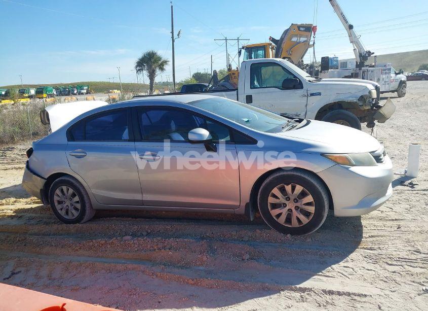 Photo 13 of 2012 Honda Civic SDN LX (VIN 19XFB2F50CE018822)