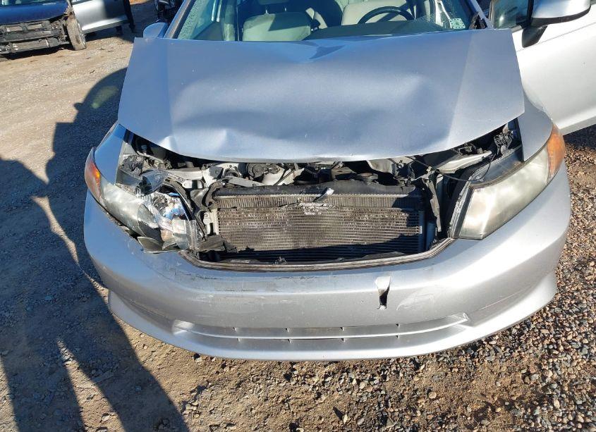 Photo 6 of 2012 Honda Civic LX (VIN 19XFB2F50CE043283)