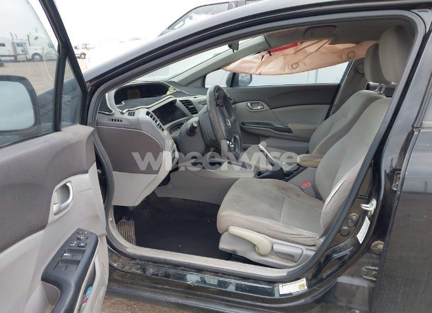 Photo 5 of 2012 Honda Civic LX (VIN 19XFB2F50CE078793)