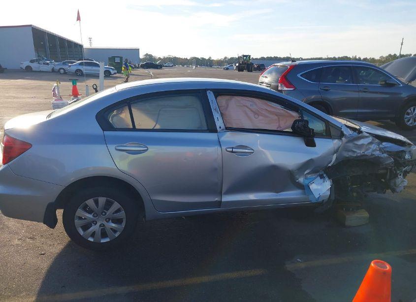 Photo 13 of 2012 Honda Civic LX (VIN 19XFB2F50CE085808)