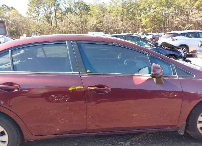 Photo 13 of 2012 Honda Civic LX (VIN 19XFB2F50CE089910)