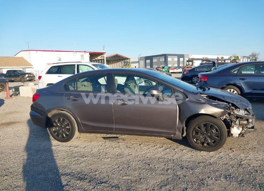 Photo 13 of 2012 Honda Civic LX (VIN 19XFB2F50CE095142)