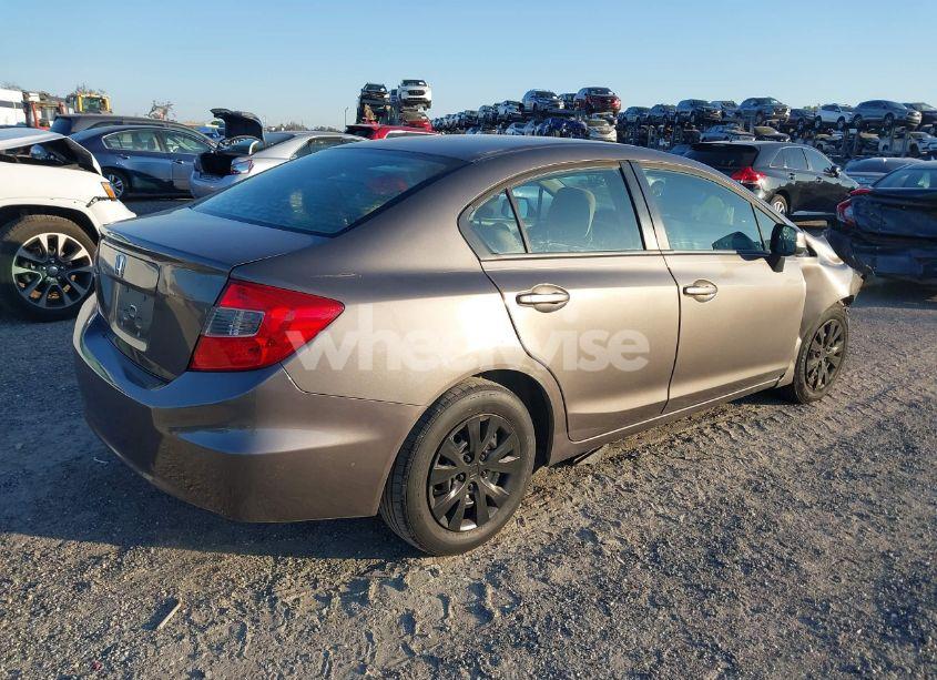 Photo 4 of 2012 Honda Civic LX (VIN 19XFB2F50CE095142)