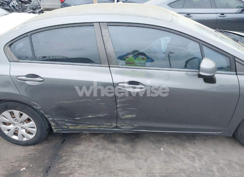 Photo 13 of 2012 Honda Civic LX (VIN 19XFB2F50CE316951)