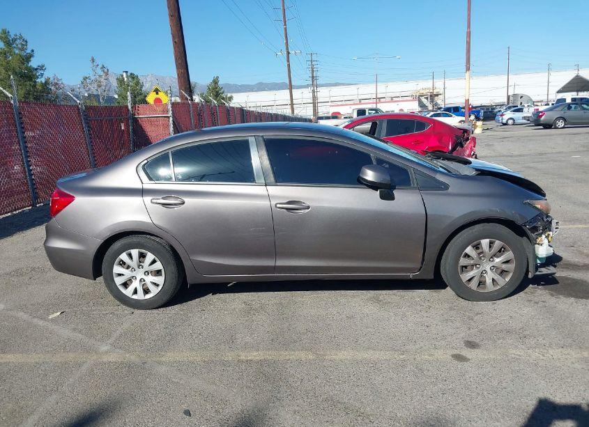 Photo 14 of 2012 Honda Civic LX (VIN 19XFB2F50CE334186)