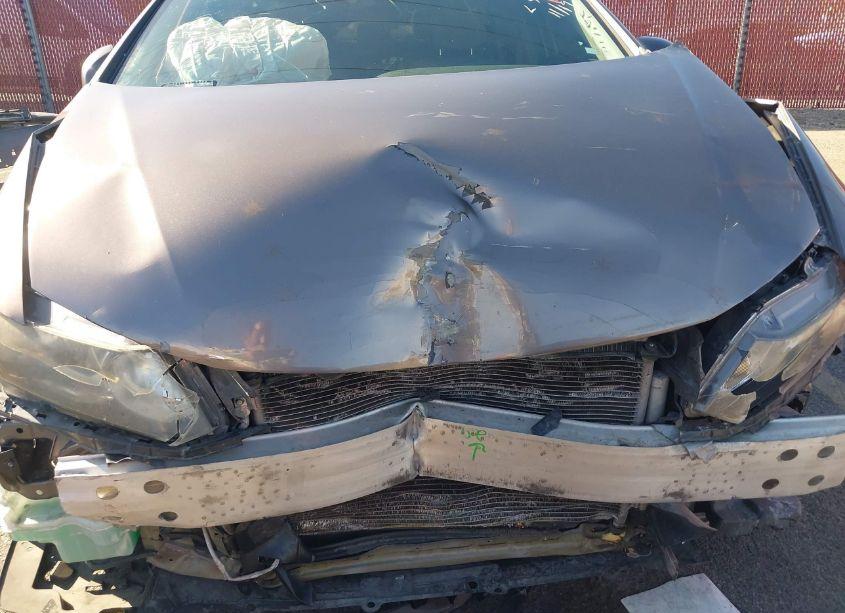 Photo 6 of 2012 Honda Civic LX (VIN 19XFB2F50CE334186)