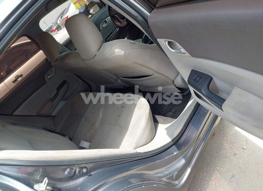 Photo 8 of 2012 Honda Civic LX (VIN 19XFB2F50CE376194)