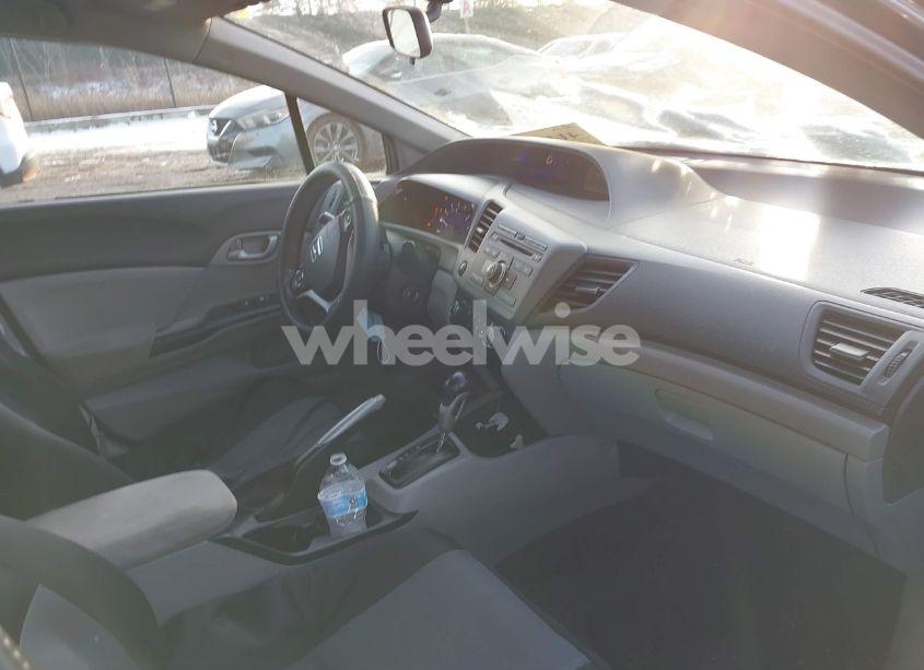 Photo 5 of 2012 Honda Civic LX (VIN 19XFB2F50CE386014)