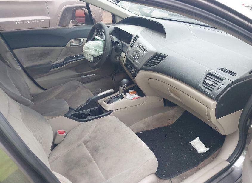 Photo 5 of 2012 Honda Civic LX (VIN 19XFB2F50CE386093)