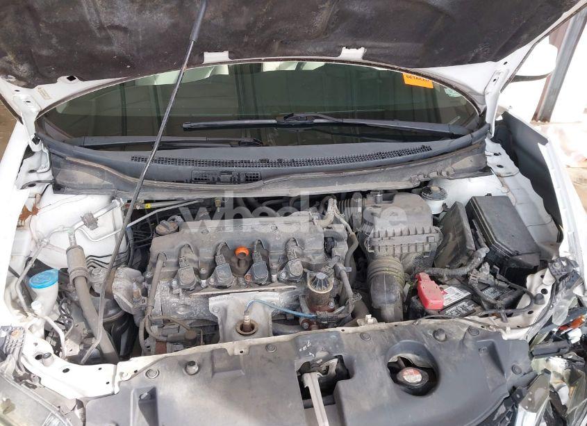 Photo 10 of 2013 Honda Civic LX (VIN 19XFB2F50DE029112)