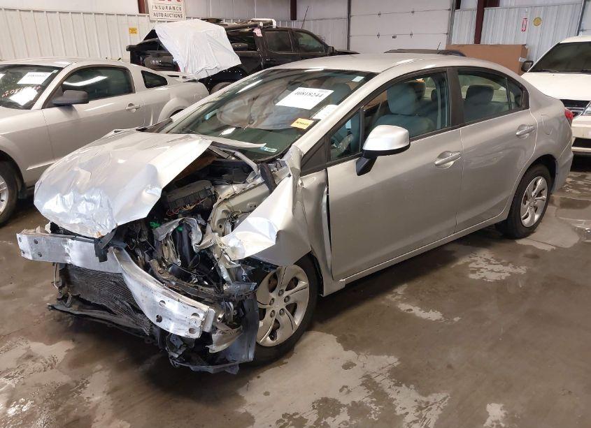 Photo 2 of 2013 Honda Civic LX (VIN 19XFB2F50DE029370)