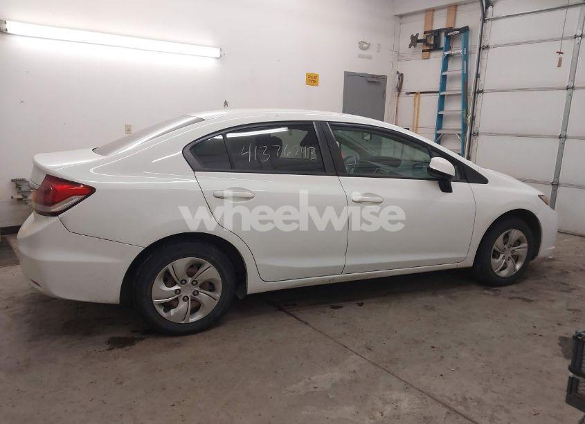 Photo 13 of 2013 Honda Civic LX (VIN 19XFB2F50DE031054)