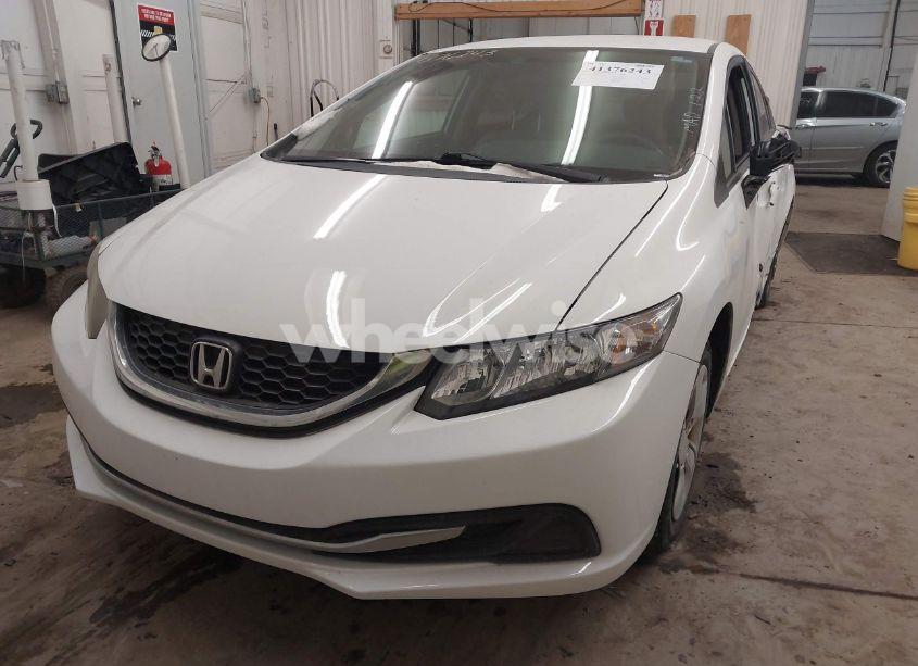 Photo 2 of 2013 Honda Civic LX (VIN 19XFB2F50DE031054)