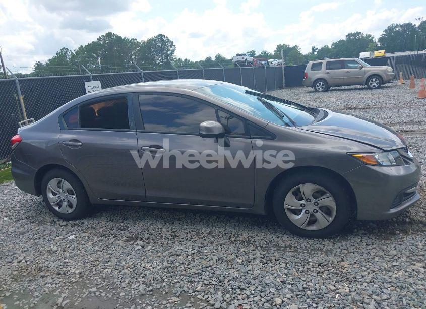 Photo 13 of 2013 Honda Civic LX (VIN 19XFB2F50DE051143)