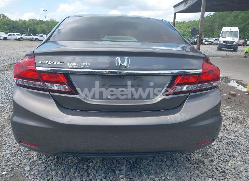 Photo 16 of 2013 Honda Civic LX (VIN 19XFB2F50DE051143)