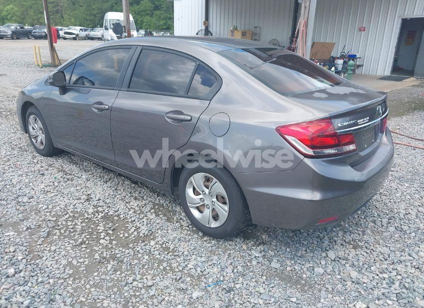 Photo 3 of 2013 Honda Civic LX (VIN 19XFB2F50DE051143)