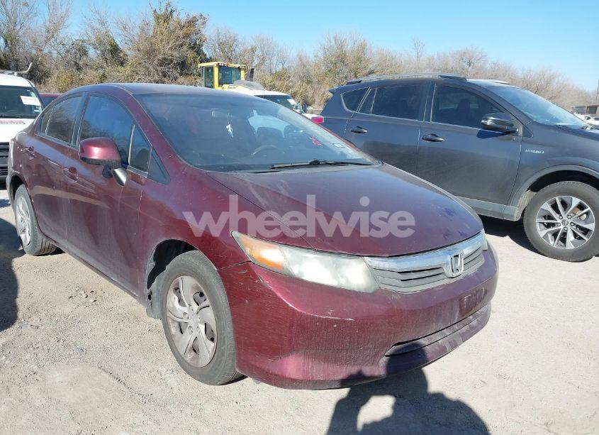 2013 Honda Civic LX (VIN 19XFB2F50DE060456) main photo