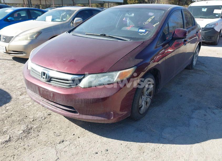 Photo 2 of 2013 Honda Civic LX (VIN 19XFB2F50DE060456)