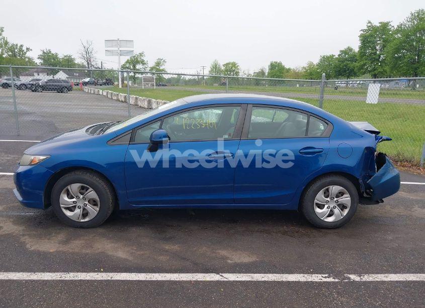 Photo 14 of 2013 Honda Civic LX (VIN 19XFB2F50DE064295)