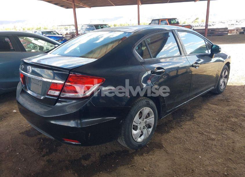 Photo 4 of 2013 Honda Civic LX (VIN 19XFB2F50DE068685)