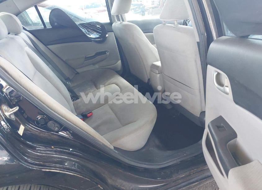 Photo 8 of 2013 Honda Civic LX (VIN 19XFB2F50DE068685)