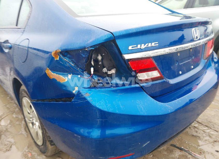 Photo 6 of 2013 Honda Civic LX (VIN 19XFB2F50DE072686)