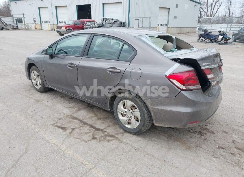 Photo 3 of 2013 Honda Civic LX (VIN 19XFB2F50DE074924)