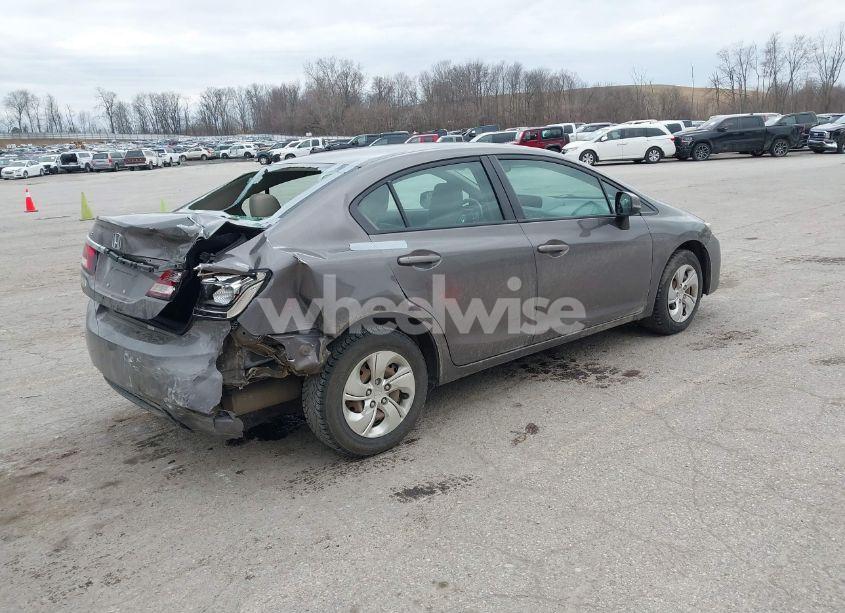 Photo 4 of 2013 Honda Civic LX (VIN 19XFB2F50DE074924)