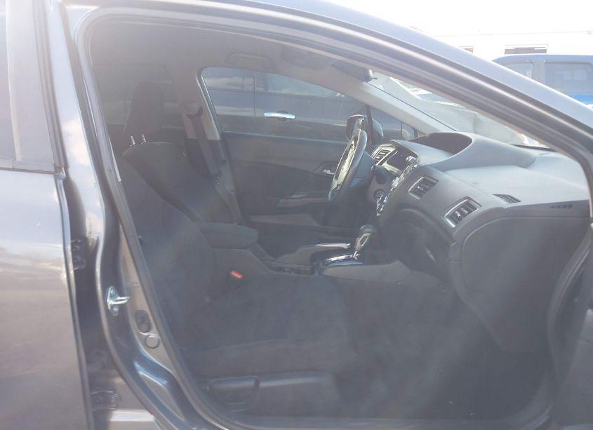 Photo 5 of 2013 Honda Civic LX (VIN 19XFB2F50DE081968)