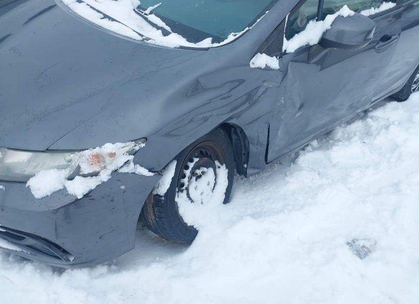 Photo 6 of 2013 Honda Civic LX (VIN 19XFB2F50DE083493)