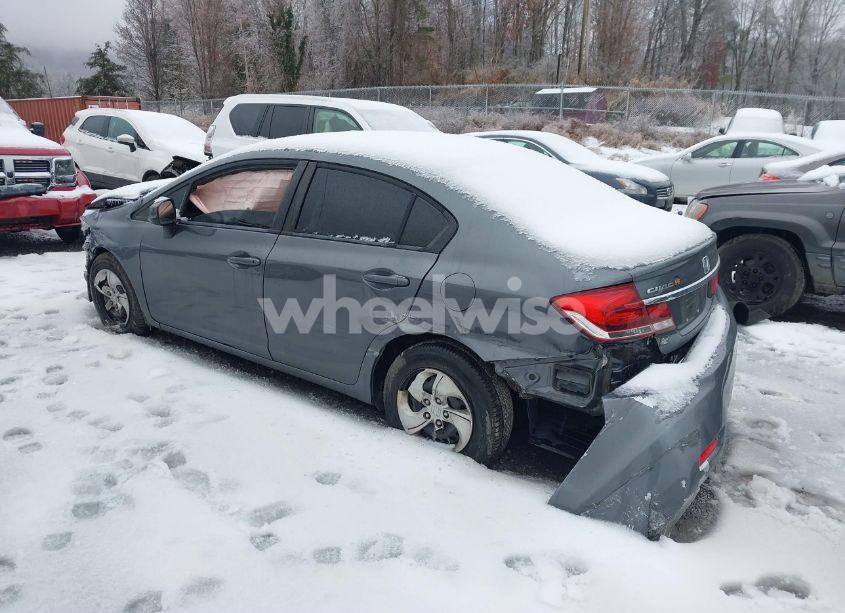 Photo 3 of 2013 Honda Civic LX (VIN 19XFB2F50DE088760)