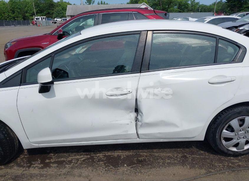 Photo 14 of 2013 Honda Civic LX (VIN 19XFB2F50DE222974)