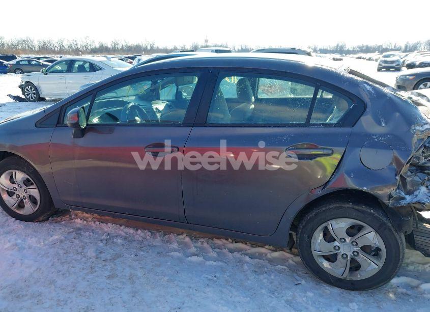 Photo 13 of 2013 Honda Civic LX (VIN 19XFB2F50DE240813)