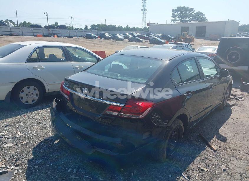 Photo 4 of 2013 Honda Civic LX (VIN 19XFB2F50DE261421)