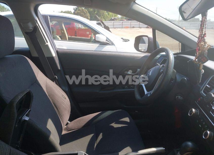 Photo 5 of 2013 Honda Civic LX (VIN 19XFB2F50DE261421)