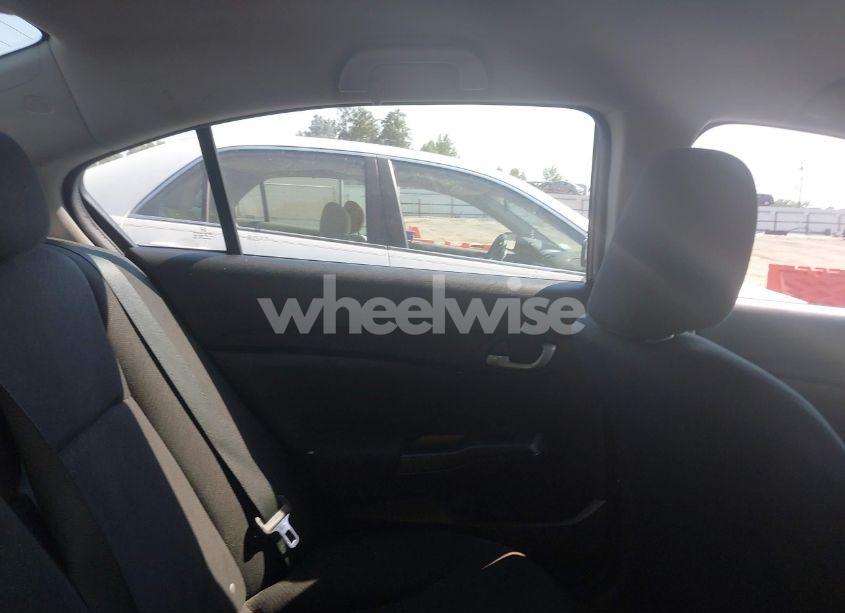 Photo 8 of 2013 Honda Civic LX (VIN 19XFB2F50DE261421)