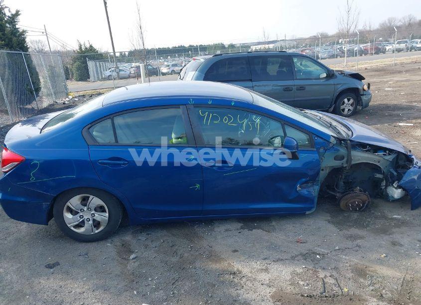 Photo 14 of 2013 Honda Civic LX (VIN 19XFB2F50DE282009)